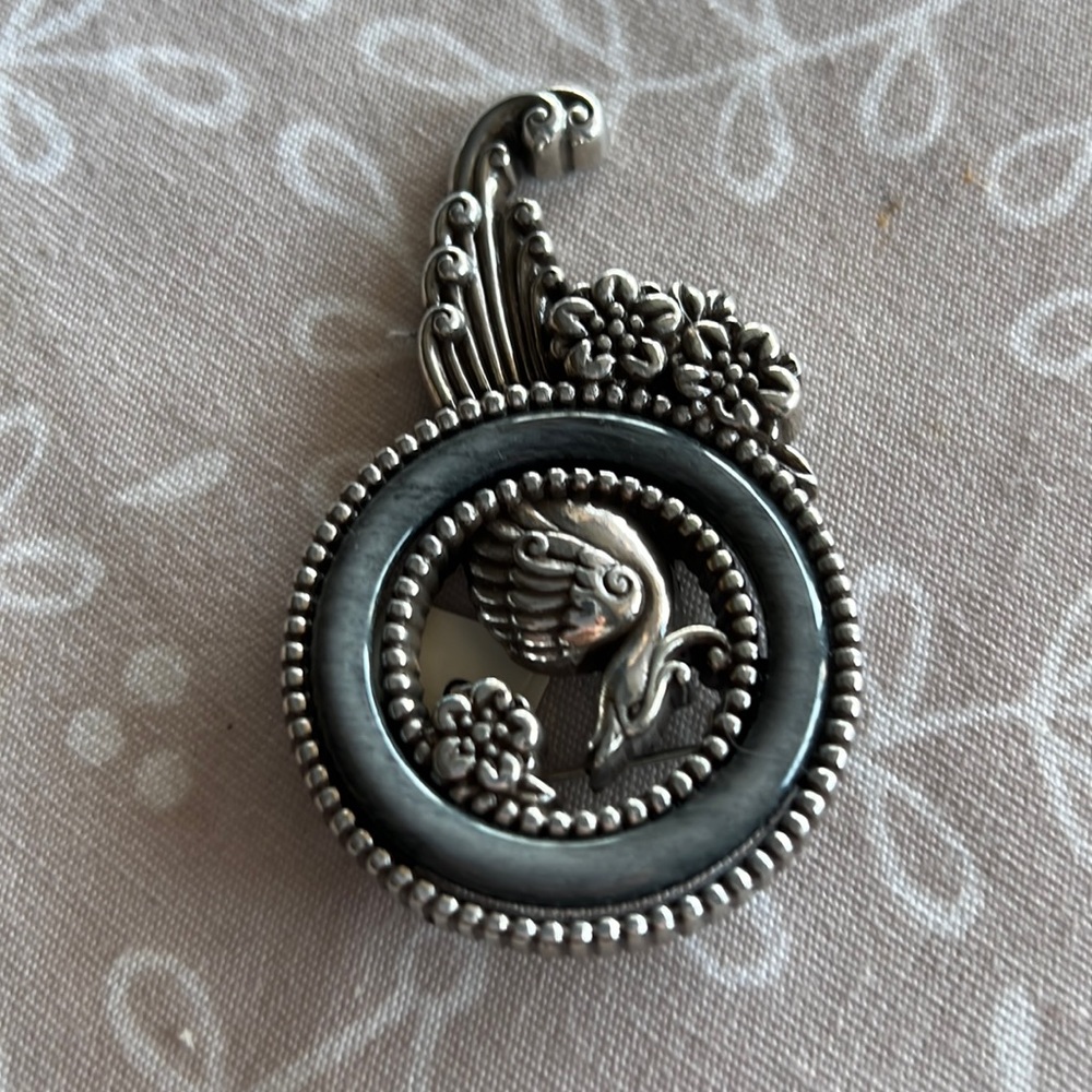 Brighton pin